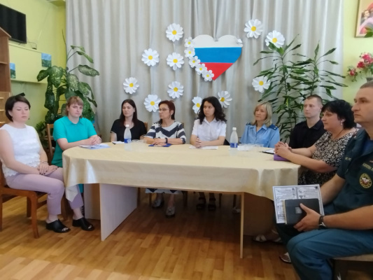 Унечский район: Информационная встреча с многодетными семьями и семьями, воспитывающими детей-инвалидов